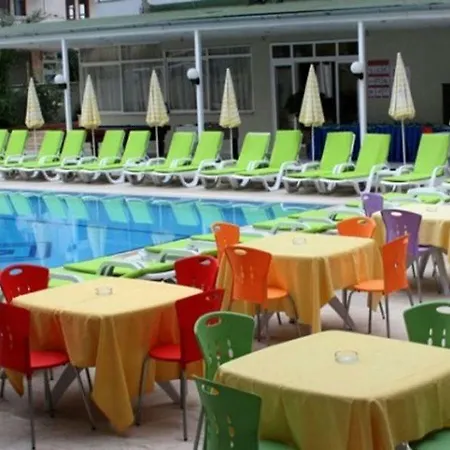 Solis Beach Otel *